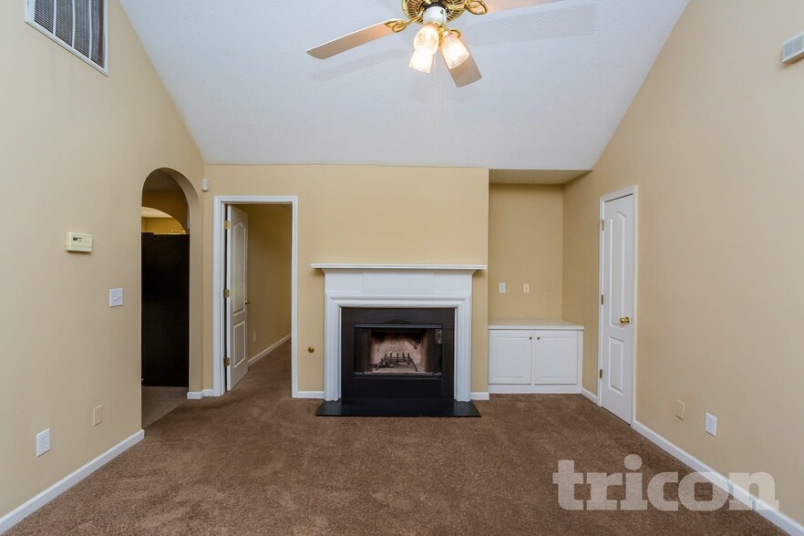 Building Photo - 233 Misty Ridge Trail