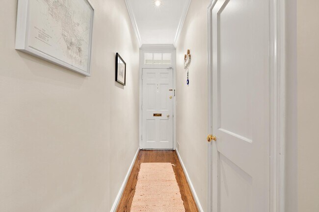 Building Photo - 1522 32nd St NW