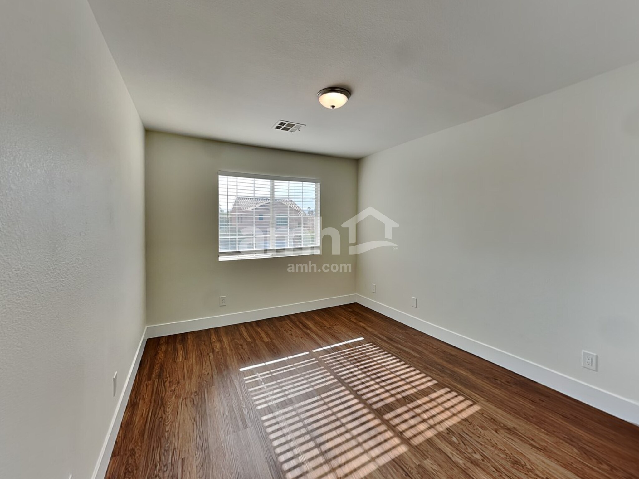 Building Photo - 9468 Descending Creek St