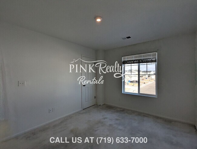 Building Photo - 8021 Buffalo Horn Dr