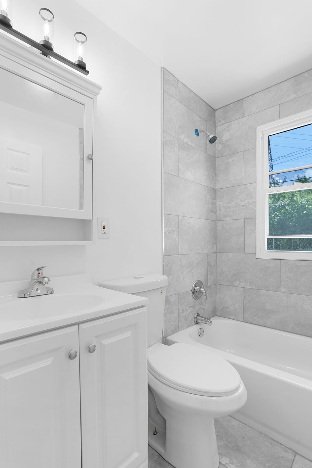 Building Photo - 7552 Mallard Dr