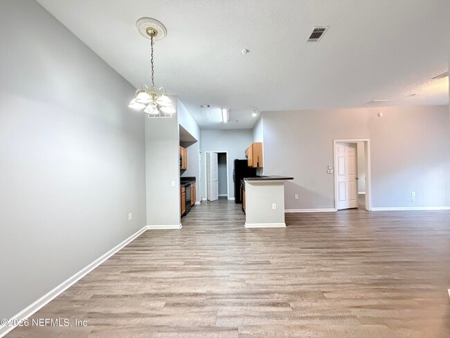 Building Photo - 7920 Merrill Rd