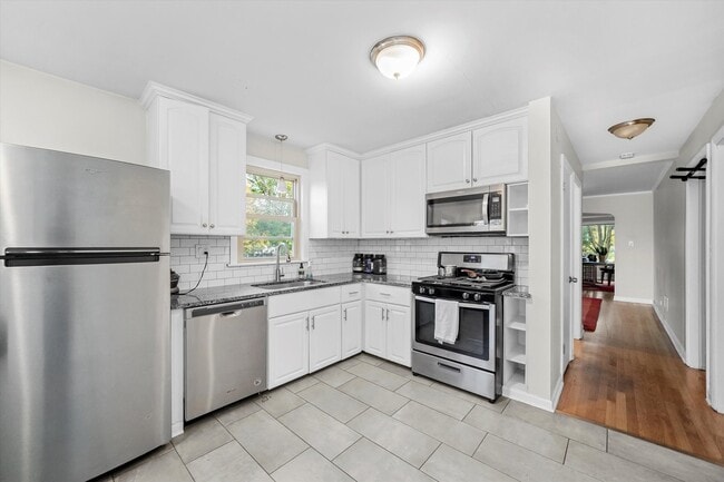 Building Photo - 5400 W Berteau Ave