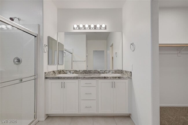 Building Photo - 662 Bellus Pl