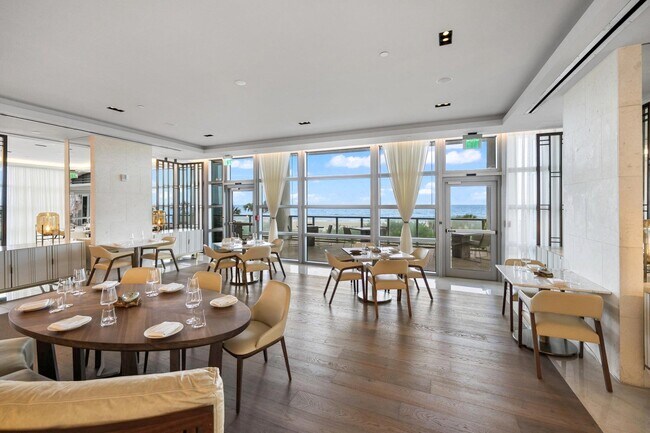 Building Photo - 3100 N Ocean Dr