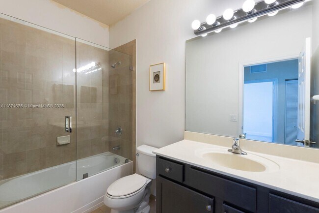 Building Photo - 3324 W 90th St