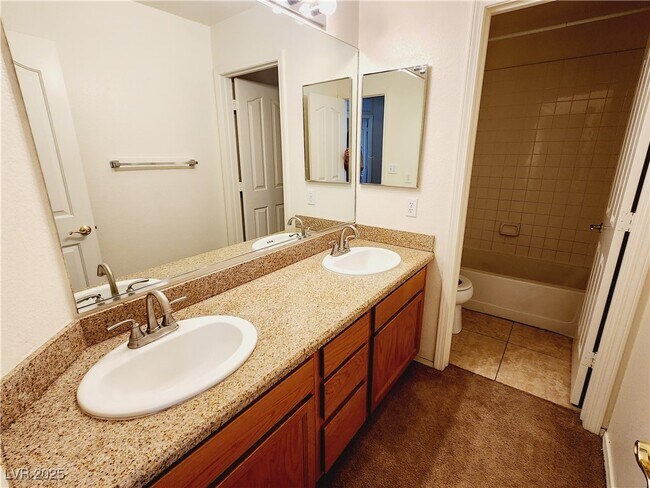 Building Photo - 1725 Wandering Winds Way