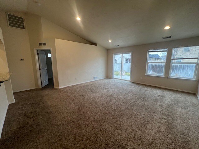 Building Photo - 3 Bed 2 Bath House in Nampa!