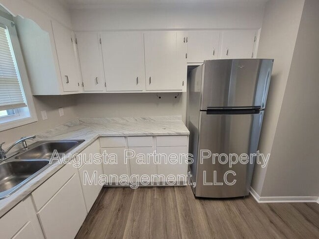 Building Photo - 3618 Audubon Pl