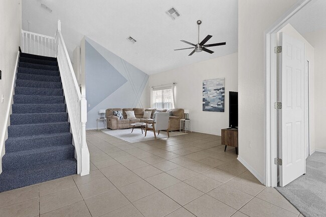 Building Photo - 7902 Silver Bass Ct