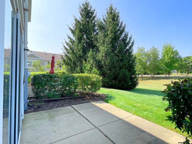 Building Photo - 2340 Flagstone Ln