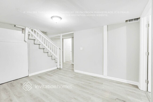 Building Photo - 2550 Greenwood Cir