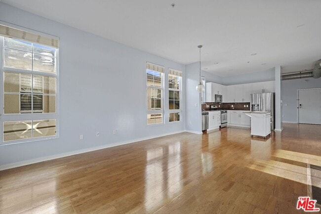 Building Photo - 13020 Pacific Promenade