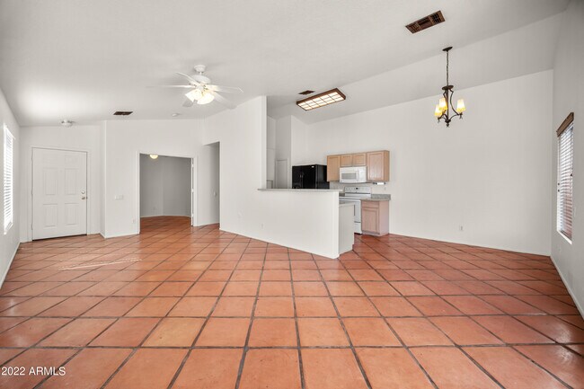 Building Photo - 1414 E Weldon Ave
