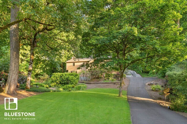 Building Photo - Beautiful 4 bedroom home in Palisades Neighborhood of Lake Oswego!