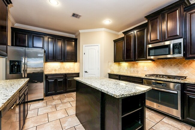 Building Photo - 4810 Addison Forest Trail