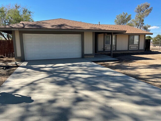 Primary Photo - Hesperia-Refurbished- 3 Bedrooms, 2 Bathrooms + Den or Office, Large Property