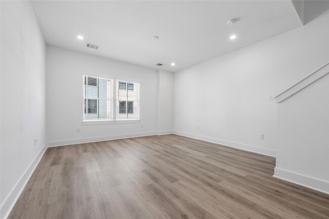Building Photo - 3262 Sauce Pan Wy