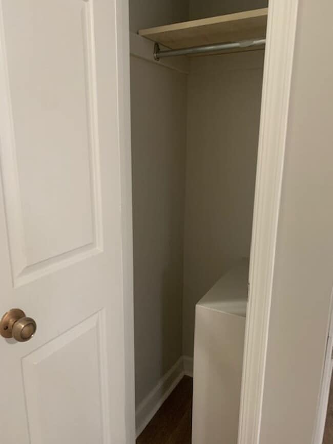 Building Photo - 2-Bedroom, 2- Bath Condo in Carolina Pines