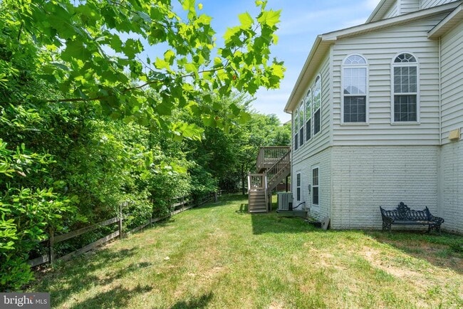 Building Photo - 15436 Symondsbury Way