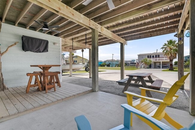 Building Photo - 4135 Fort Bend Dr