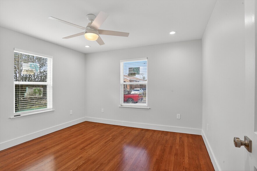 Building Photo - 2825 Cherry St