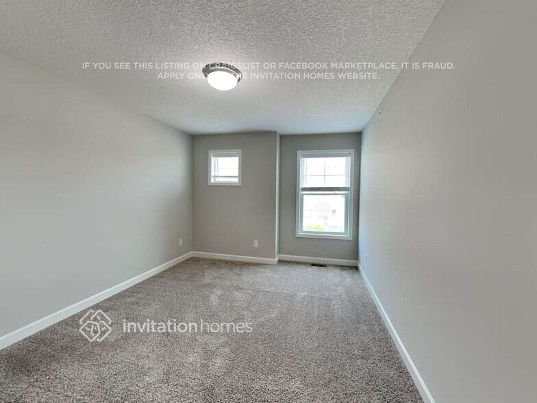 Building Photo - 10926 Zest St NE