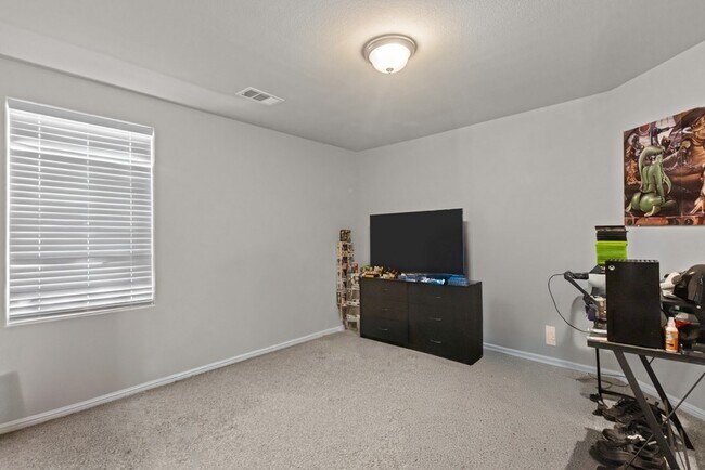 Building Photo - 7418 Horton Ranch Rd