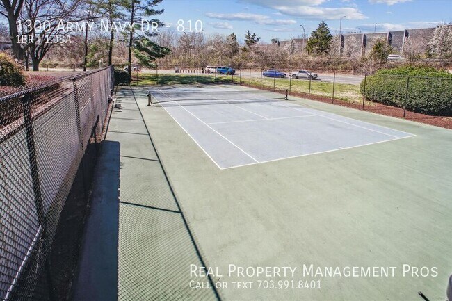 Building Photo - 1300 Army Navy Dr