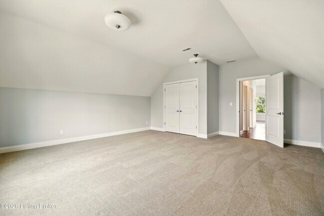 Building Photo - 8707 Featherbell Blvd