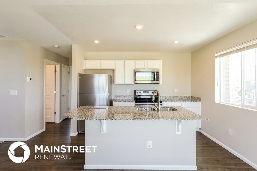 Building Photo - 17717 E 54th Ave