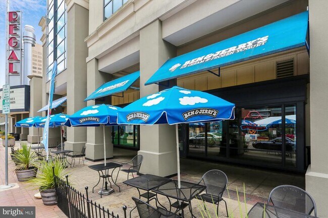 Building Photo - 502 Lawson Way