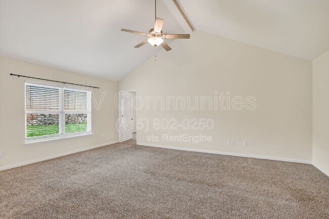 Building Photo - 512 Albert Anthony St