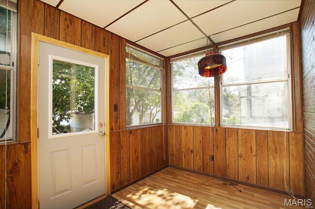 Building Photo - 6424 Alabama Ave