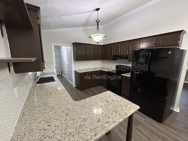 Building Photo - 158 Westscott Dr