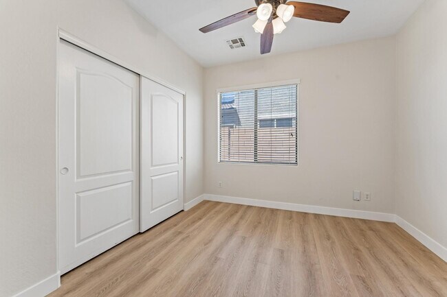 Building Photo - 18024 W Maui Ln