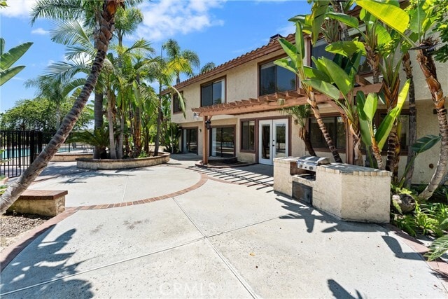 Building Photo - 15360 Metropol Dr