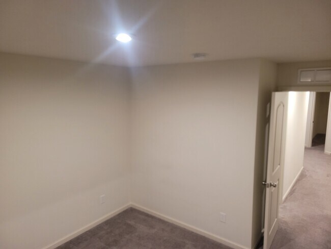 Building Photo - 13228 Caterwood Cir