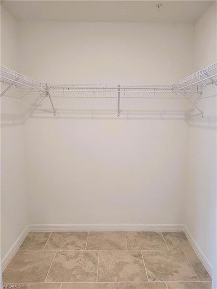 Building Photo - 6044 Ellerston Wy