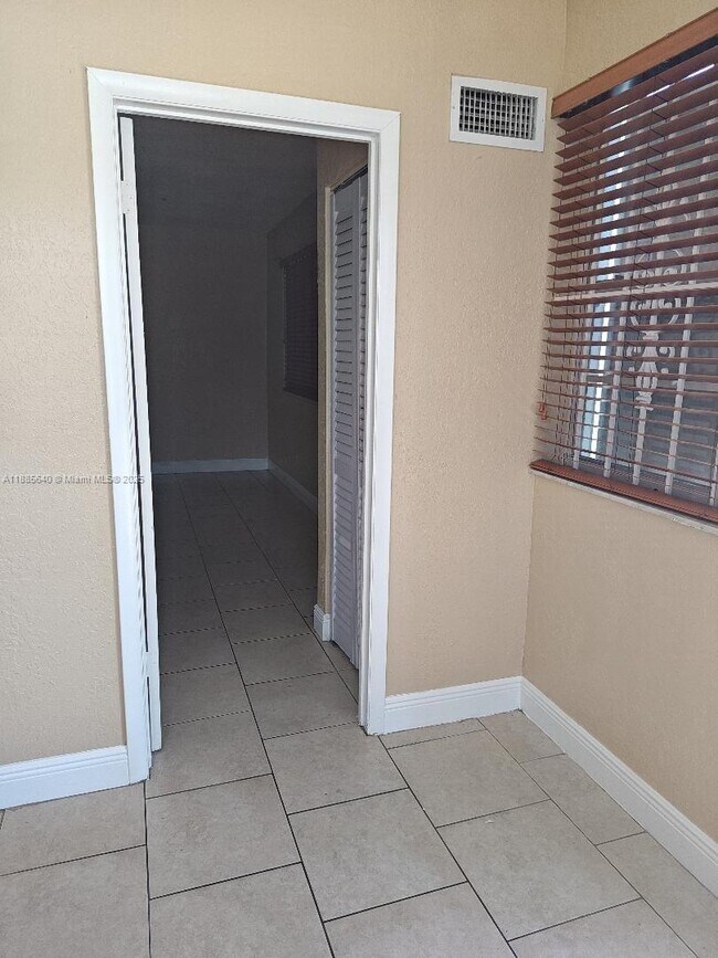 Building Photo - 12325 NW 19th Ave