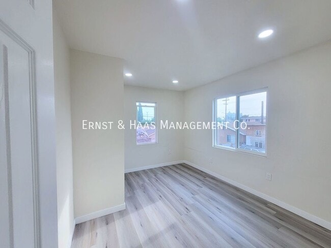 Building Photo - 3311 C Platt Ave