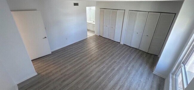 Building Photo - 450 S Gulfview Blvd