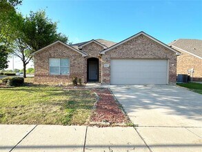 Building Photo - 8110 Toltec Ct