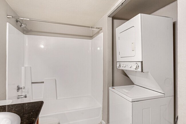 Building Photo - Upgraded Condo with Elegant Features and Convenient Location