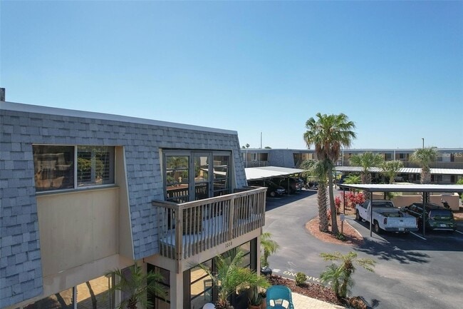 Building Photo - 1008 Apollo Beach Blvd