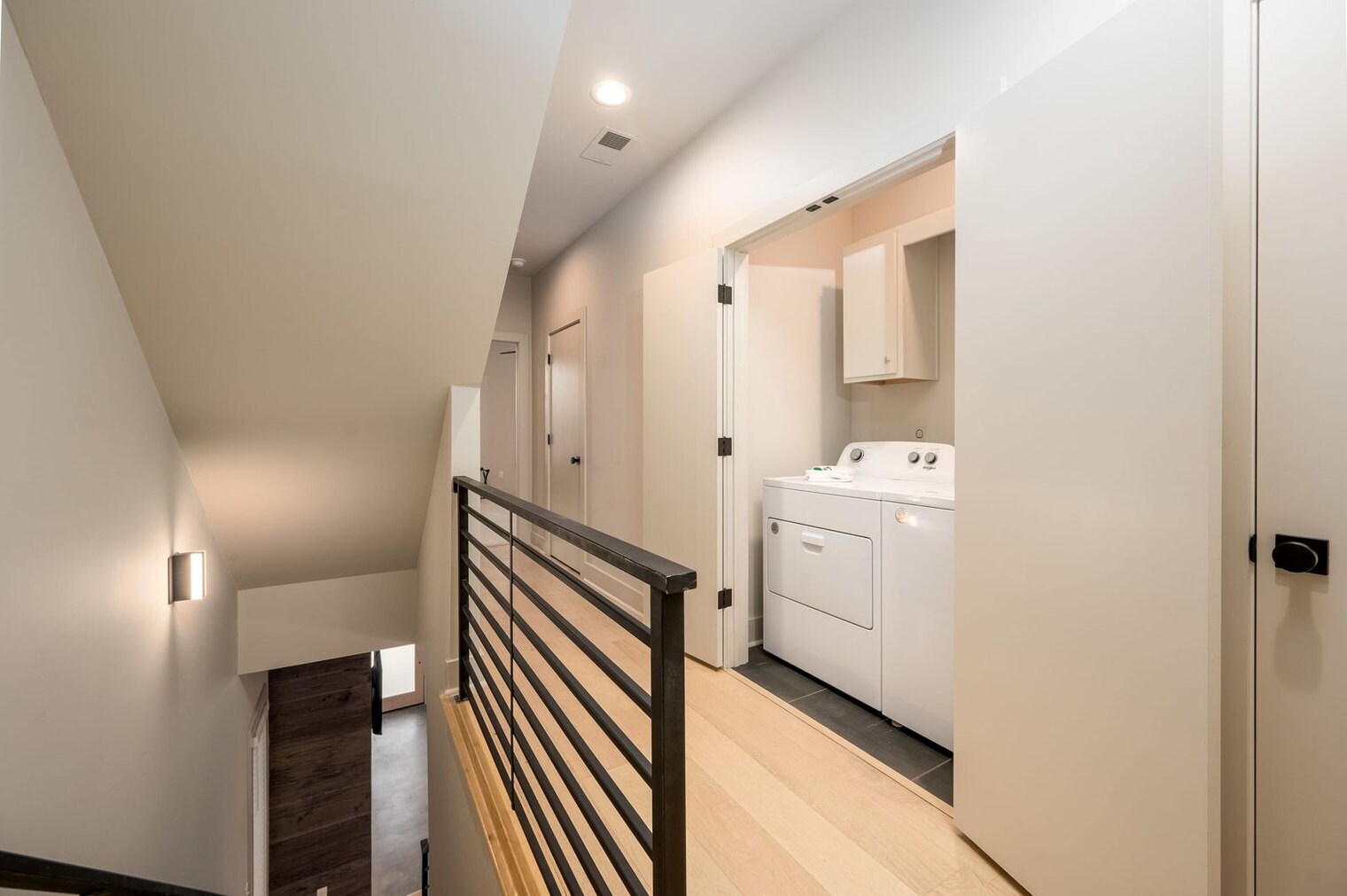 Building Photo - 750 Meda St