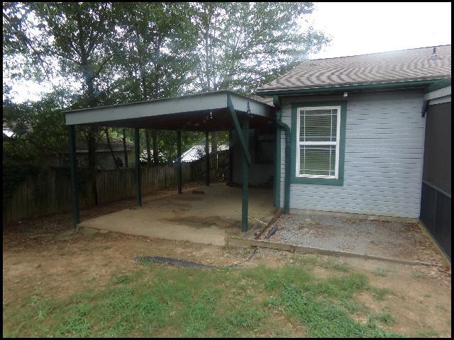 Building Photo - 2704 Timbermist Cir