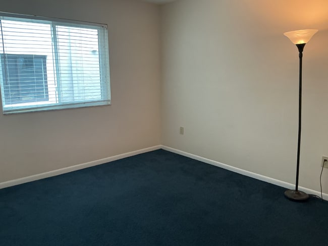 Building Photo - Lakeview Condo Coming Soon | Directly Acro...