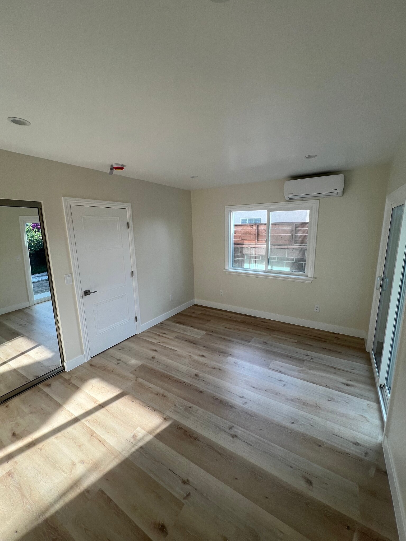 Building Photo - 11353 Kenney St