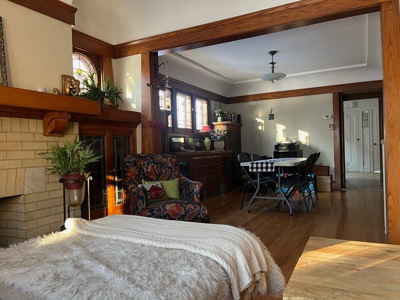 Building Photo - 1751 N 60th St